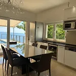 Villa Maranata-5 Stars-pool-spa-gym-free Parking-privacy *
