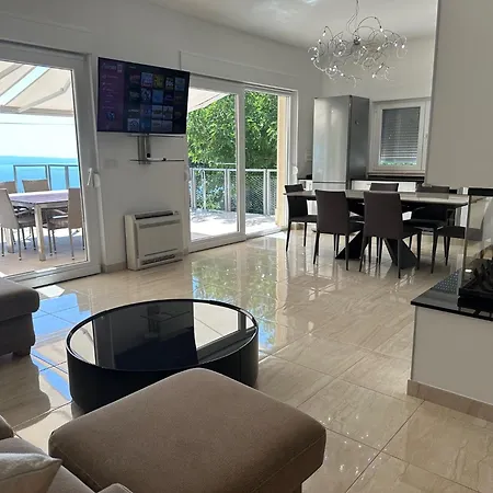 Maranata-5 Stars-pool-spa-gym-free Parking-privacy וילה ז'סניסה