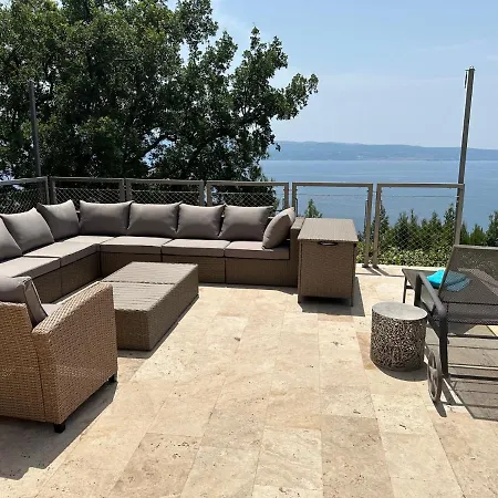 Villa Maranata-5 Stars-pool-spa-gym-free Parking-privacy
