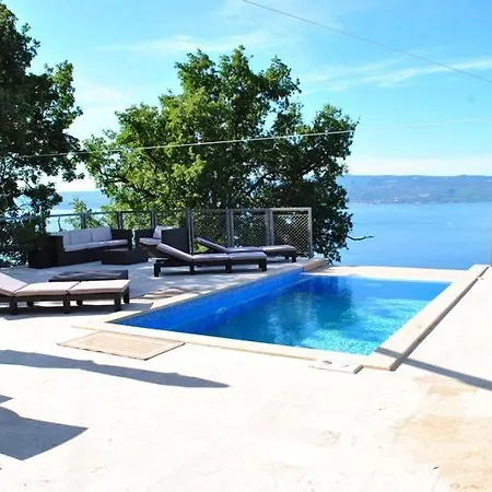 Villa Maranata Jesenice (Split-Dalmatia)