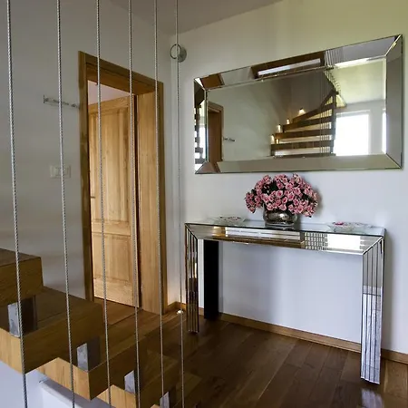Villa Maranata-5 Stars-pool-spa-gym-free Parking-privacy *