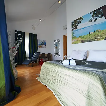 Maranata-5 Stars-pool-spa-gym-free Parking-privacy Jesenice
