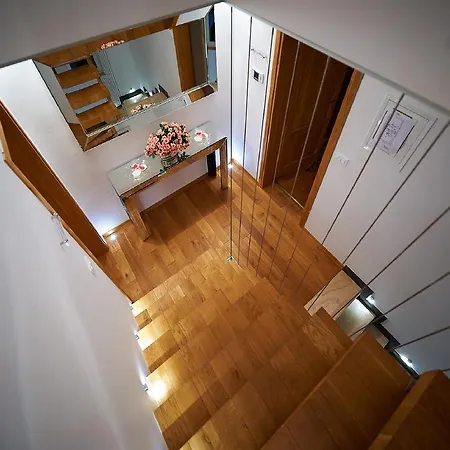 Maranata-5 Stars-pool-spa-gym-free Parking-privacy *