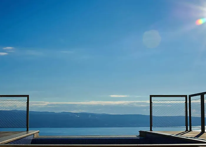 Maranata-5 Stars-pool-spa-gym-free Parking-privacy 빌라 예세니체