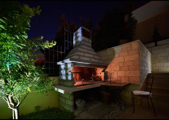 Maranata-5 Stars-pool-spa-gym-free Parking-privacy Villa *