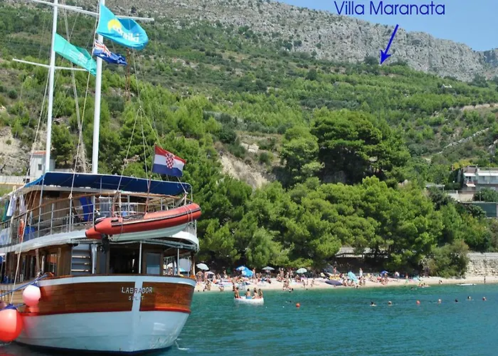 Maranata-5 Stars-pool-spa-gym-free Parking-privacy Villa