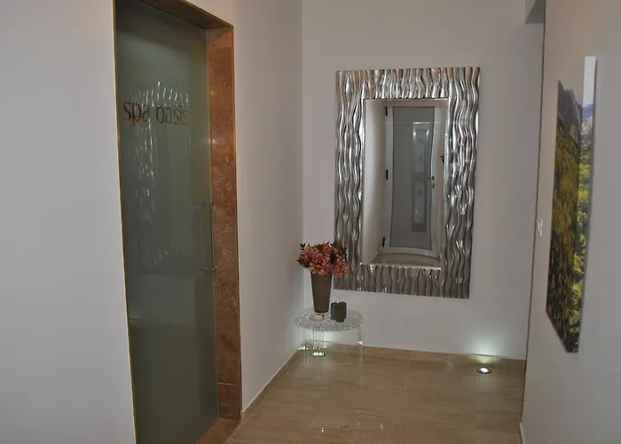 Maranata-5 Stars-pool-spa-gym-free Parking-privacy Jesenice