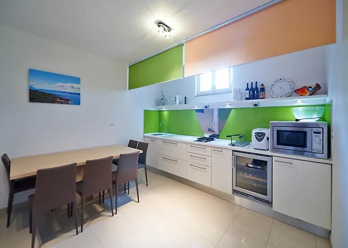 Villa Maranata-5 Stars-pool-spa-gym-free Parking-privacy *