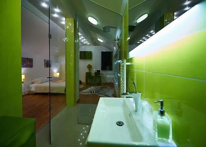 Maranata-5 Stars-pool-spa-gym-free Parking-privacy * Jesenice